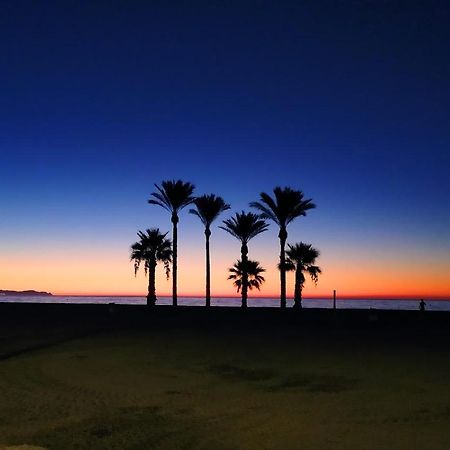 Atractivo Apartamento En La Playa Con Parking Roquetas de Mar Esterno foto