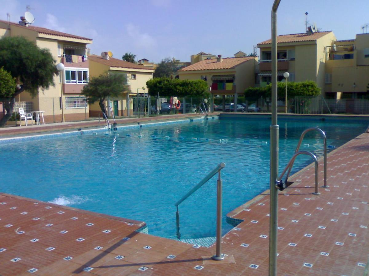 Atractivo Apartamento En La Playa Con Parking Roquetas de Mar Esterno foto