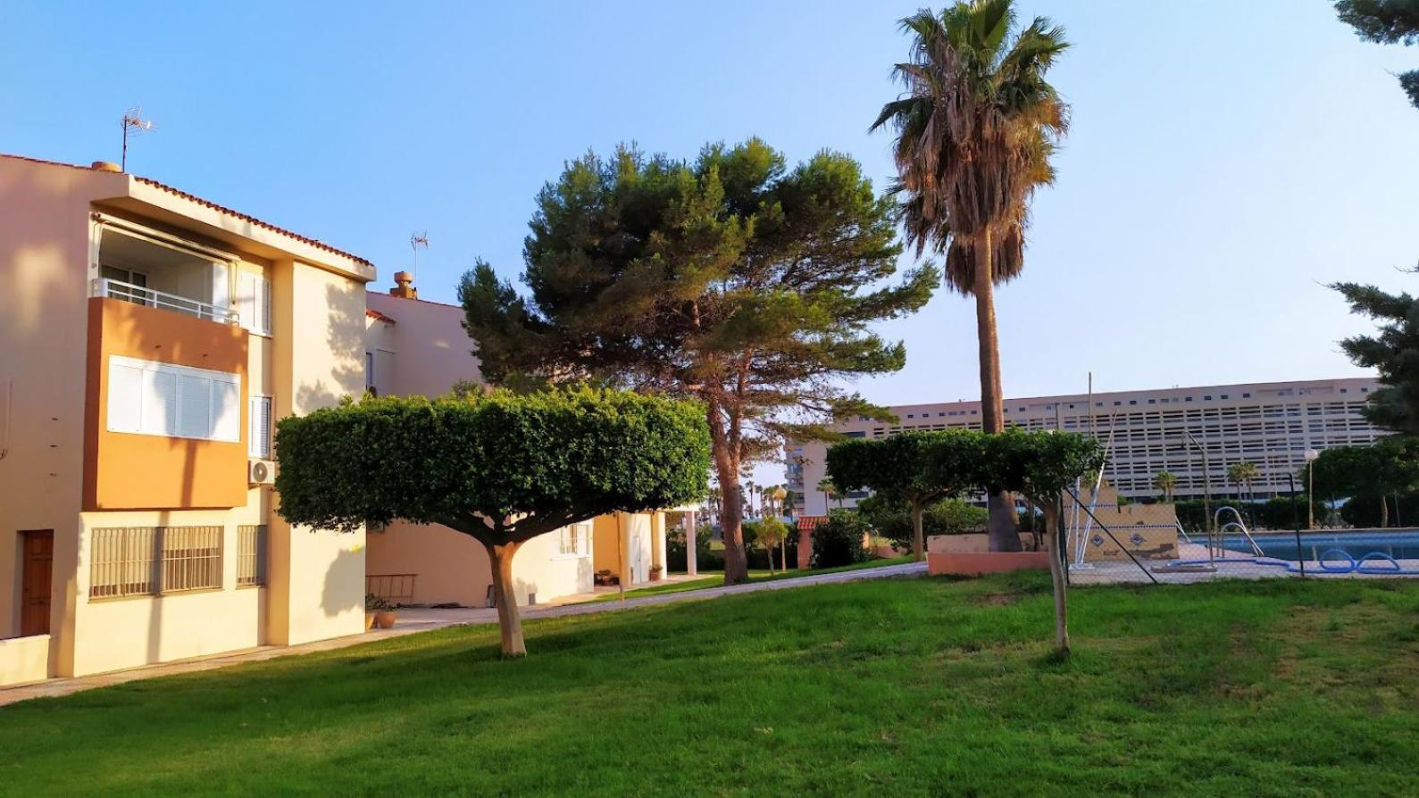 Atractivo Apartamento En La Playa Con Parking Roquetas de Mar Esterno foto